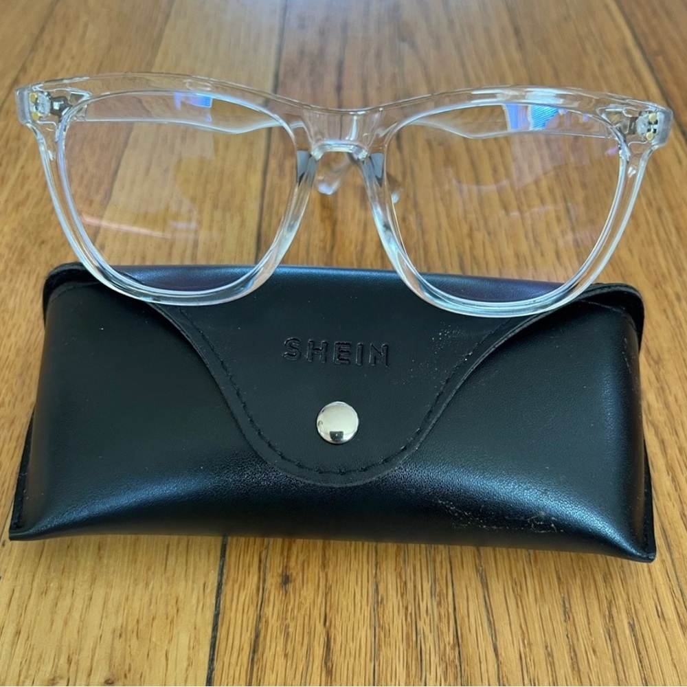 Clear Design Glasses